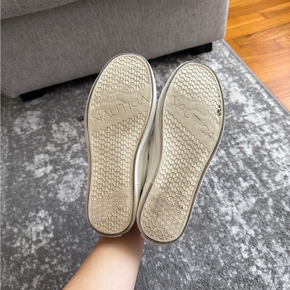 Nautica Women's Grelle White Sneaker Size 7 Shoes Lace Up Flats Taupe - Picture 9 of 11